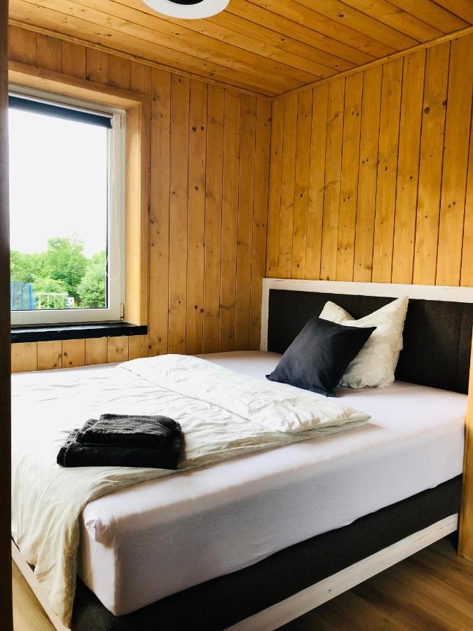Ruhige Ferienwohnung Direkt Am Rennsteig Нойхаус ам Ренвег Екстериор снимка